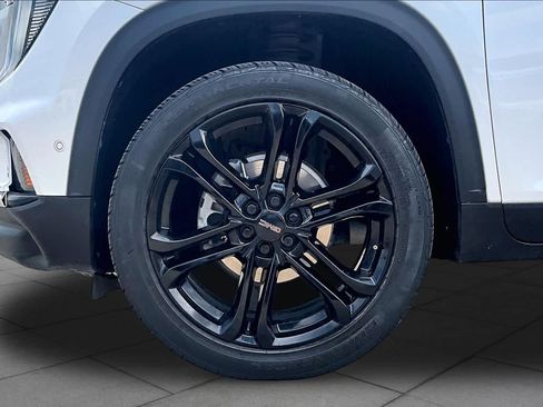 Used 2024 GMC Acadia Elevation w/ Super Cruise Package FWD image 11