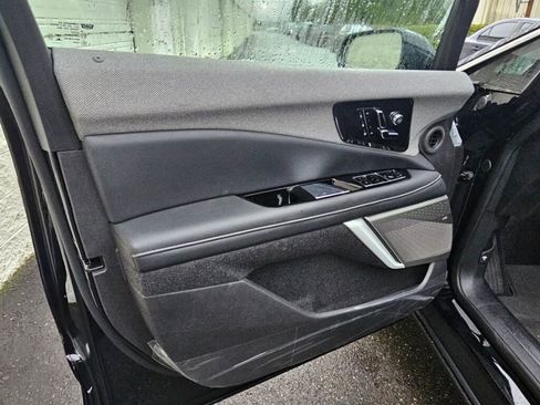 New 2026 Cadillac Optiq Luxury 2 image 26