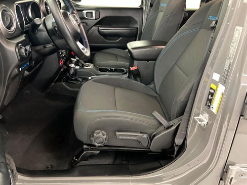 Used 2022 Jeep Wrangler Unlimited Rubicon 4xe w/ Safety Group image 17