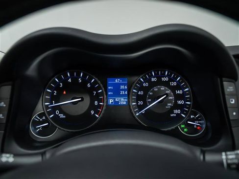 Used 2018 INFINITI Q70 L 3.7 image 23