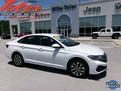 Used 2024 Volkswagen Jetta S image 1