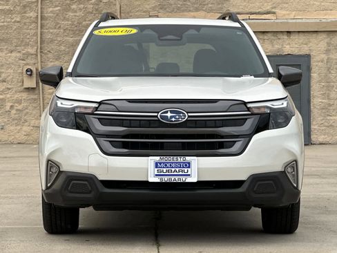 New 2025 Subaru Forester Premium w/ Convenience Package #1 image 8