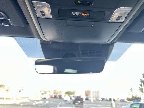 Certified 2025 Toyota Tacoma TRD Sport image 27