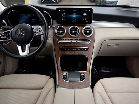 Used 2022 Mercedes-Benz GLC 300 image 19