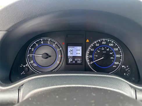 Used 2015 INFINITI Q40 w/ Navigation Package image 26