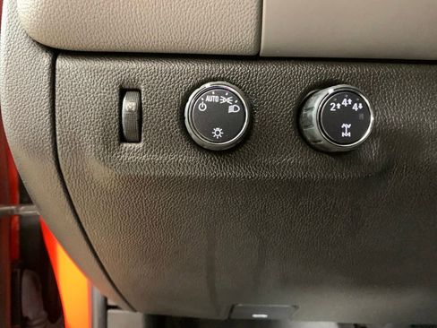 Used 2019 Chevrolet Colorado W/T w/ WT Convenience Package AWD/4WD image 18
