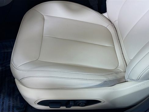 Used 2024 Jeep Grand Cherokee L Limited image 12