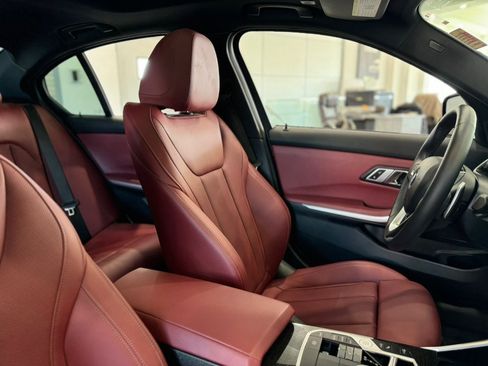 Used 2023 BMW 330i xDrive Sedan w/ Driving Assistance Package image 21