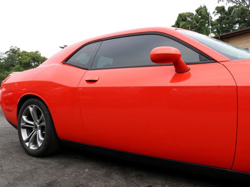 Used 2020 Dodge Challenger R/T image 12