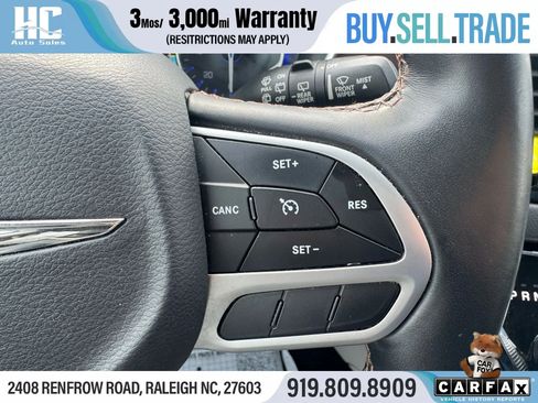 Used 2018 Chrysler Pacifica Touring-L Plus image 25