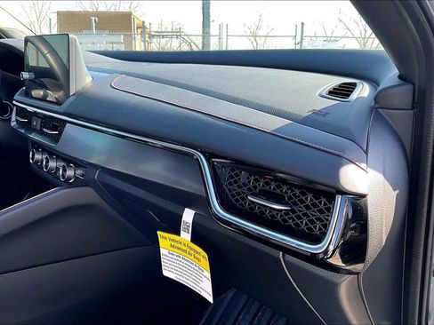 Used 2025 Acura ADX A-Spec FWD image 18