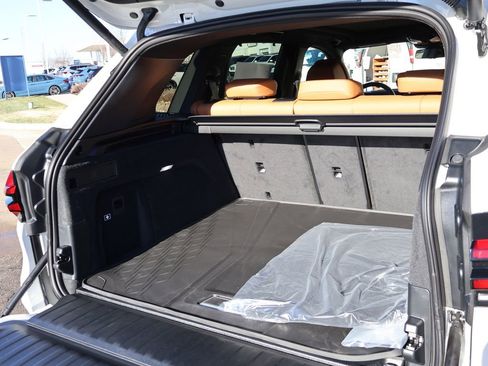 New 2026 BMW X5 xDrive40i w/ Climate Comfort Package image 19