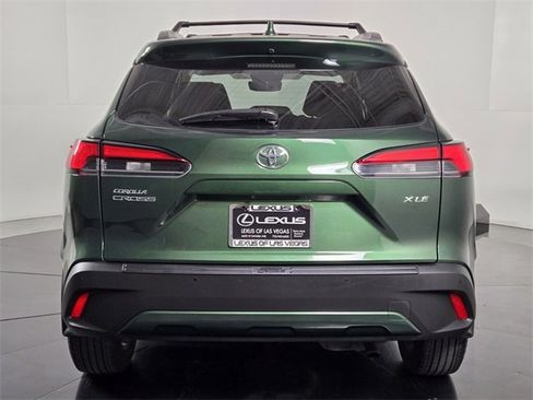 Used 2024 Toyota Corolla Cross XLE image 5