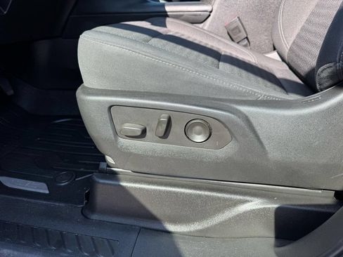 Used 2022 GMC Yukon SLE AWD/4WD image 15