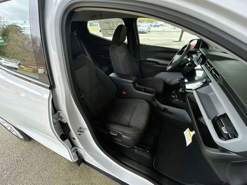New 2027 Chevrolet Bolt LT w/ Comfort Package FWD image 25