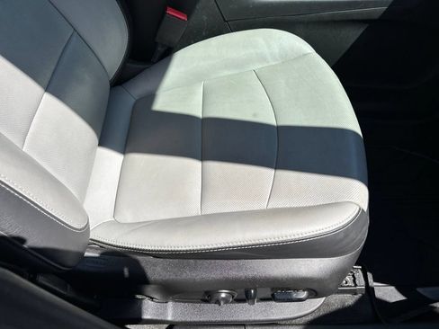 Used 2019 Chevrolet Equinox Premier FWD image 49