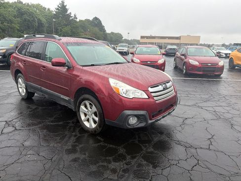 Used 2013 Subaru Outback 2.5i Premium AWD/4WD image 4