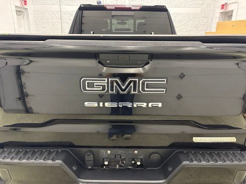 Used 2020 GMC Sierra 1500 Elevation w/ Elevation Value Package AWD/4WD image 5