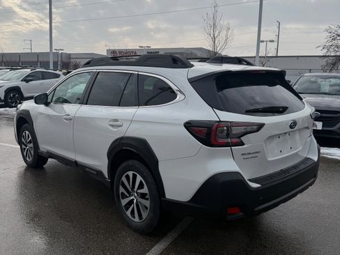 New 2025 Subaru Outback Premium image 5