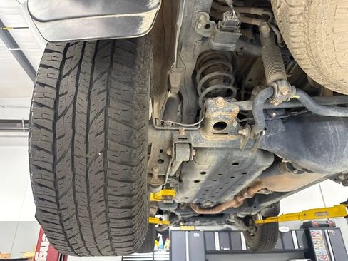 Used 2019 Toyota 4Runner TRD Off-Road AWD/4WD image 33