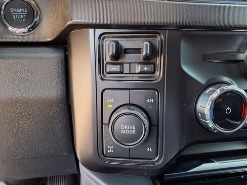 New 2026 Ford F250 Platinum AWD/4WD image 13