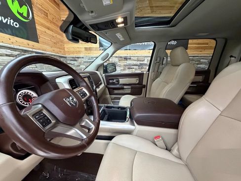 Used 2017 RAM 1500 Laramie w/ Convenience Group AWD/4WD image 28
