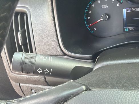 Used 2017 Chevrolet Colorado LT image 27