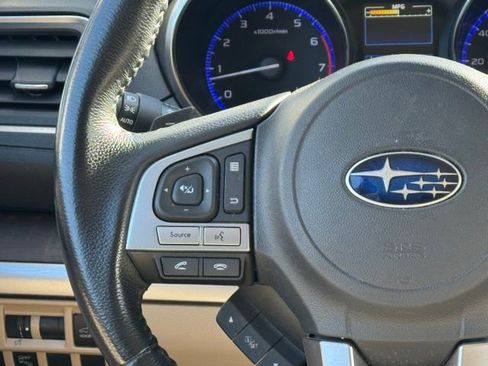 Used 2017 Subaru Outback 2.5i Limited image 23