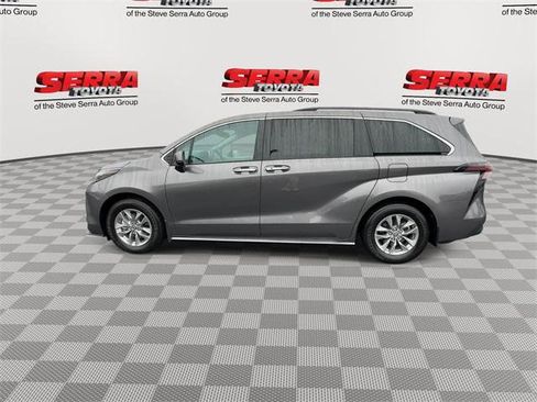 Certified 2024 Toyota Sienna XLE w/ XLE Plus Package image 6