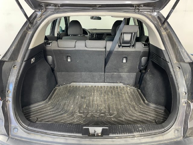 Used 2019 Honda HR-V LX image 17