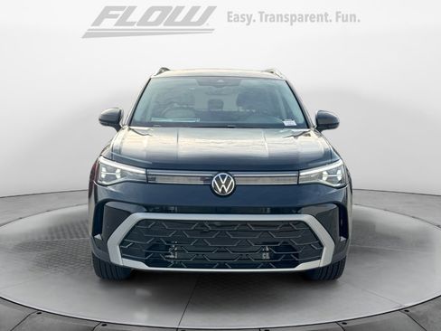 New 2026 Volkswagen Taos SEL image 2