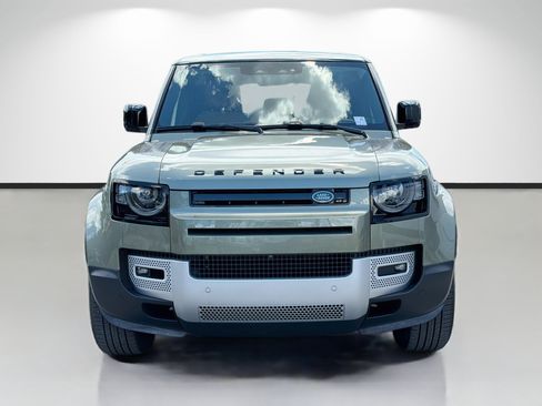 Used 2025 Land Rover Defender 110 S AWD/4WD image 8