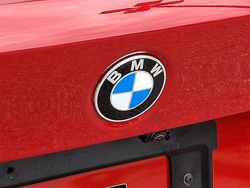 Used 2023 BMW 330i Sedan w/ Premium Package image 33