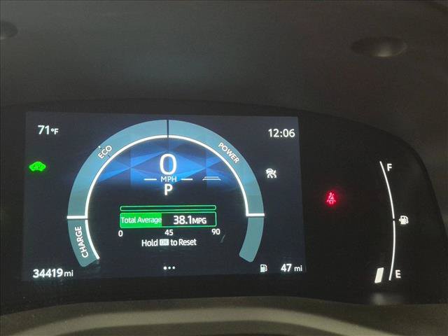 Used 2025 Toyota Camry LE FWD image 9