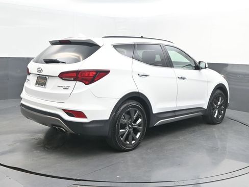 Used 2018 Hyundai Santa Fe Sport image 7
