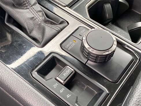 Used 2023 Toyota Tundra Limited w/ Power Package image 38