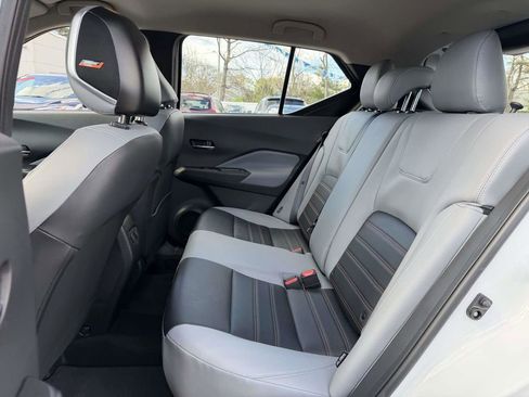 Used 2023 Nissan Kicks SR w/ SR Premium Package image 17