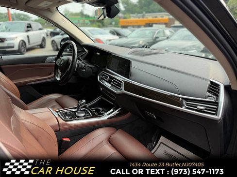 Used 2020 BMW X7 xDrive40i w/ Premium Package AWD/4WD image 27