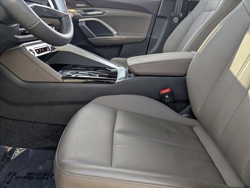 Certified 2025 Audi Q5 Premium Plus w/ Premium Plus image 14