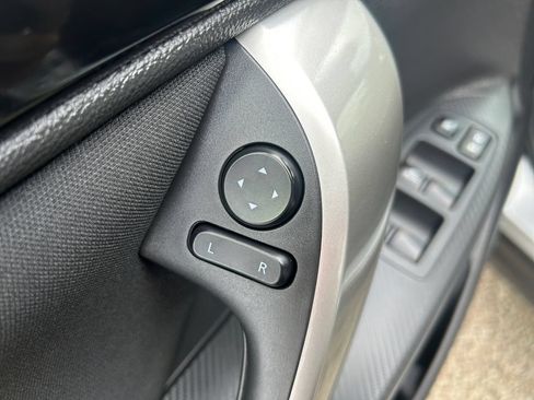 Used 2024 Mitsubishi Eclipse Cross AWD image 36