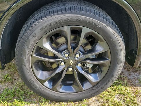 Used 2022 Dodge Durango R/T RWD image 5