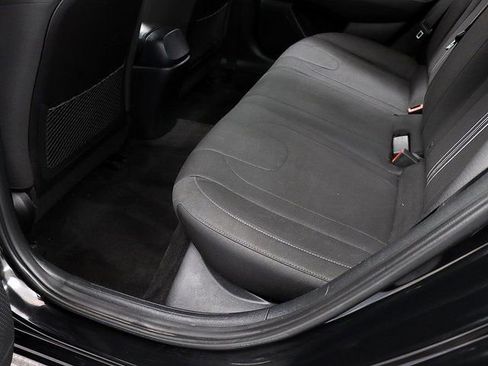 Used 2022 Hyundai Elantra SEL w/ Convenience Package image 25