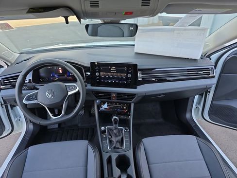New 2026 Volkswagen Jetta SE FWD image 14