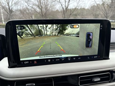 New 2026 Lincoln Aviator Premiere image 17