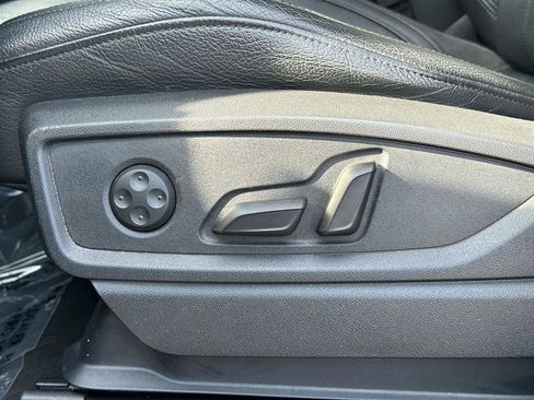 Used 2018 Audi Q5 2.0T Premium Plus w/ Premium Plus Package image 23