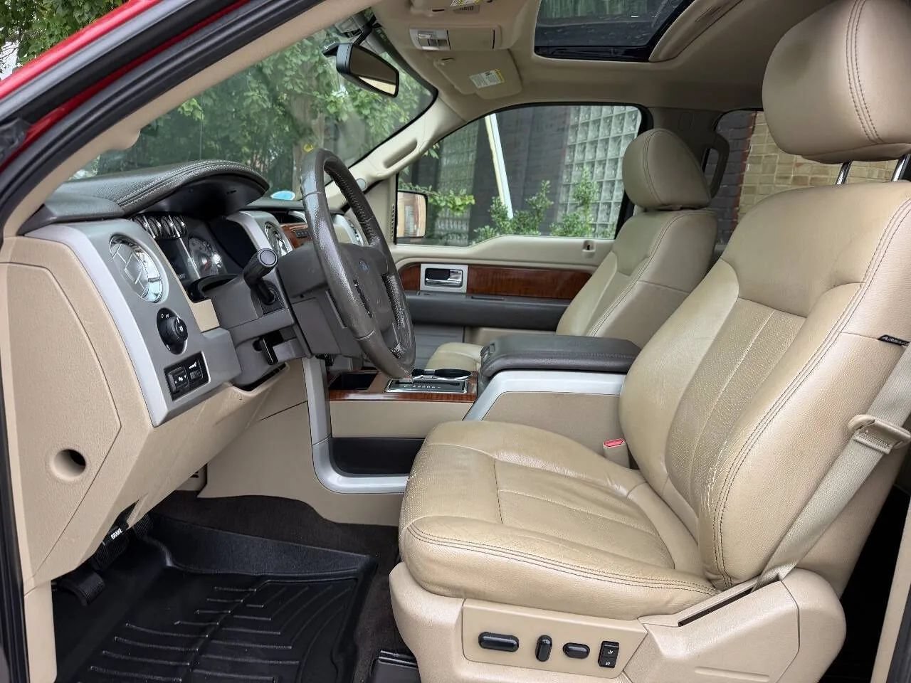 Used 2010 Ford F150 Lariat AWD/4WD image 24