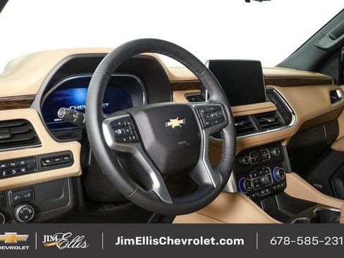 Used 2023 Chevrolet Tahoe Premier image 4