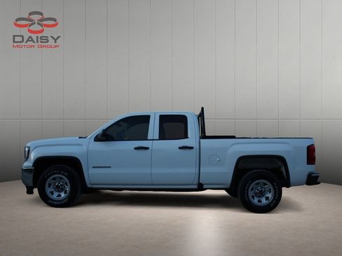 Used 2018 GMC Sierra 1500 2WD Double Cab w/ Sierra Convenience Package image 8