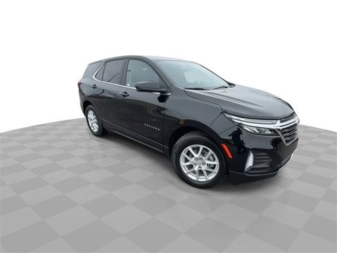 Used 2024 Chevrolet Equinox LT w/ LPO, Floor Liner Package image 2