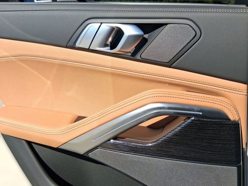 New 2026 BMW X6 xDrive40i w/ Executive Package image 26